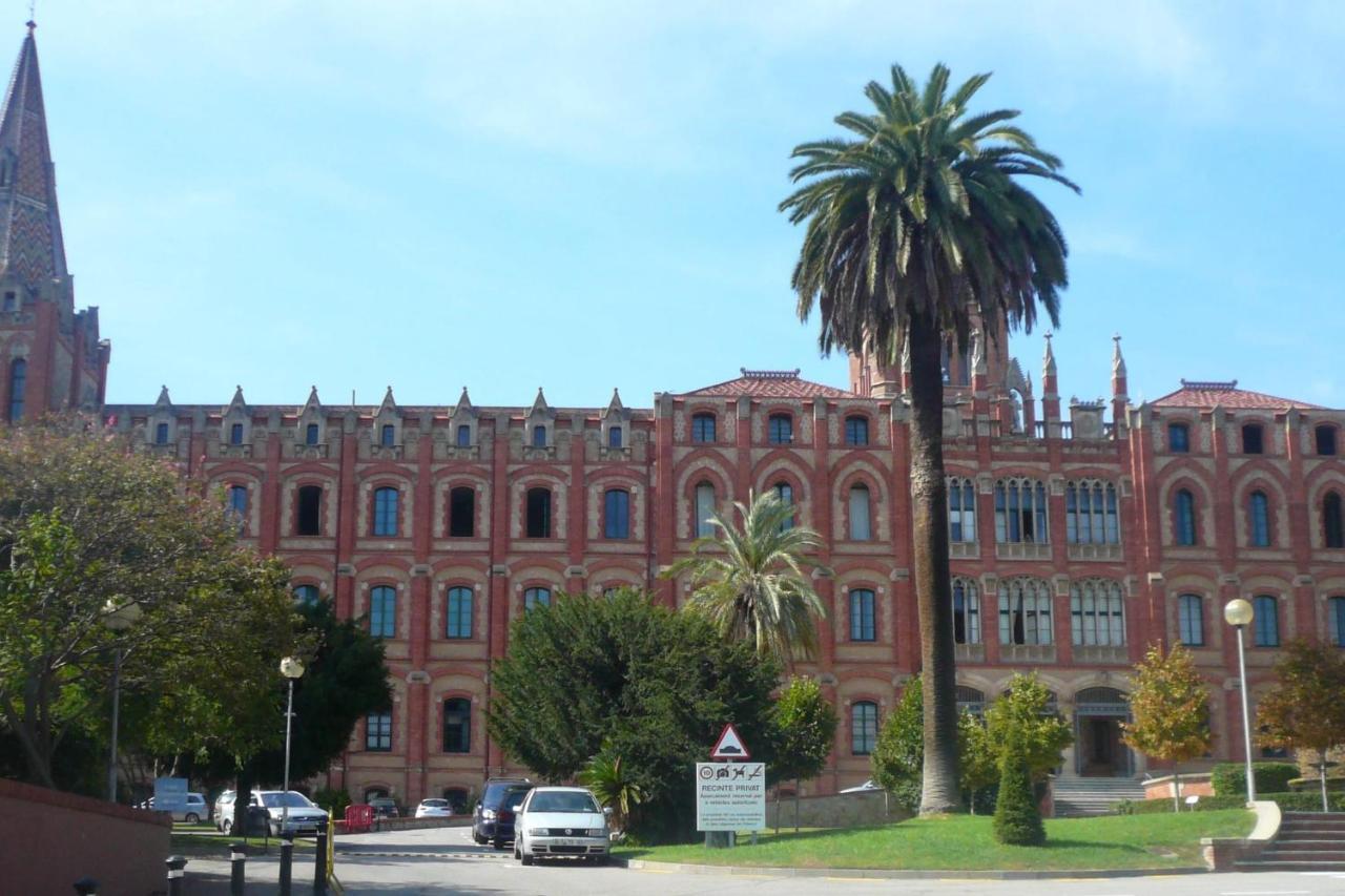 New! Apartment In Sarria Near Metro Barcelona Luaran gambar