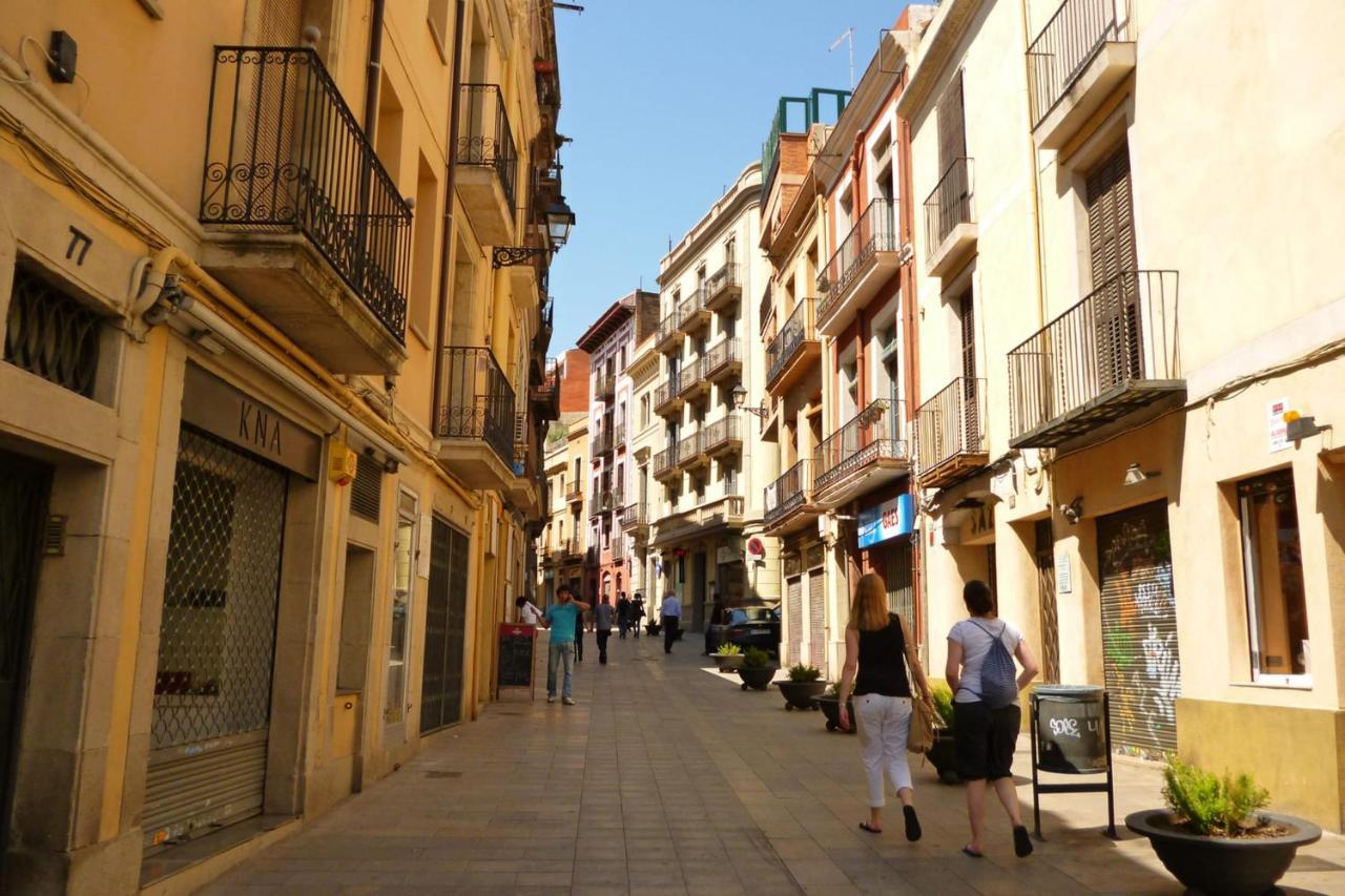 New! Apartment In Sarria Near Metro Barcelona Luaran gambar