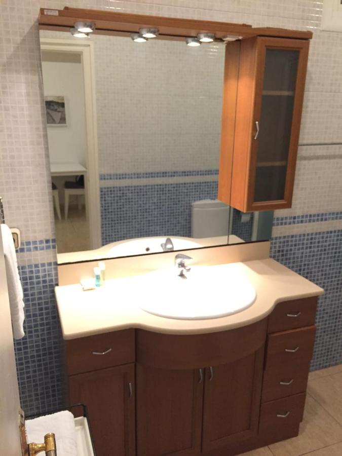 New! Apartment In Sarria Near Metro Barcelona Luaran gambar