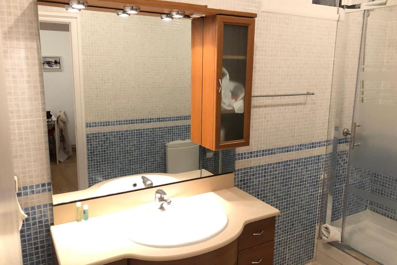 New! Apartment In Sarria Near Metro Barcelona Luaran gambar