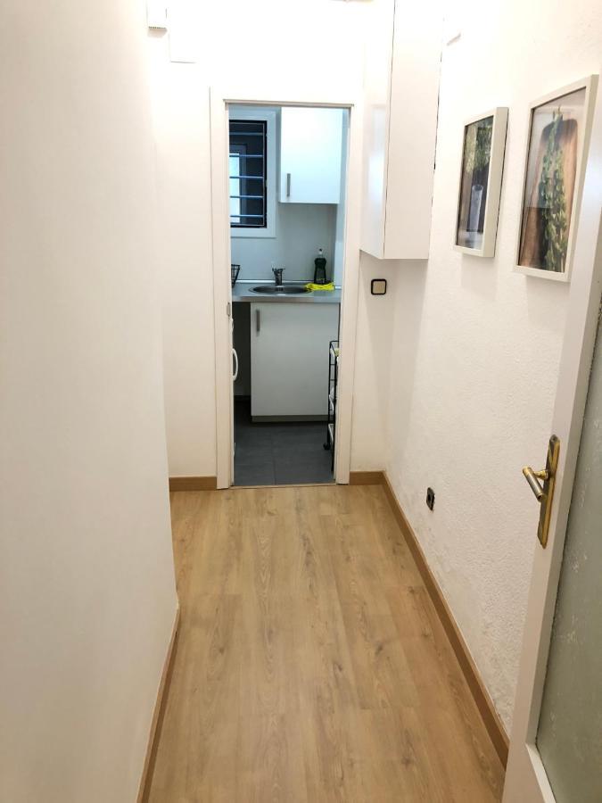 New! Apartment In Sarria Near Metro Barcelona Luaran gambar